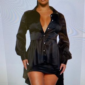 Satin top/pearl buttons